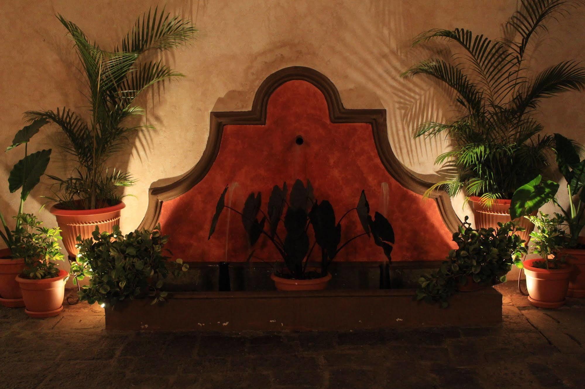 Hotel Posada De La Luna Antigua ภายนอก รูปภาพ